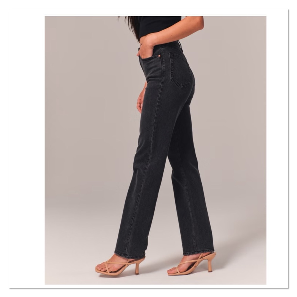 ABERCROMBIE & FITCH 90's Straight Black Jeans